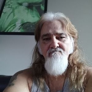 Meet your Posher, Gregory